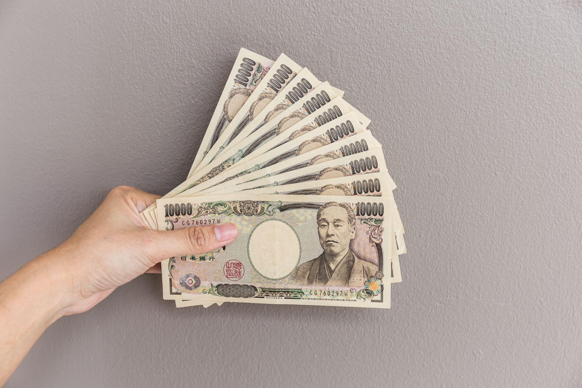 お金